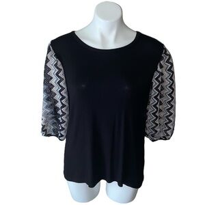 Kim & Cami Women’s Black Stretchy Top With Blue Mesh Chevron Puff Sleeves Size M